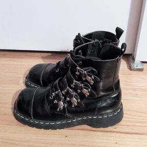 Skull Combat Boots Women's Size 9